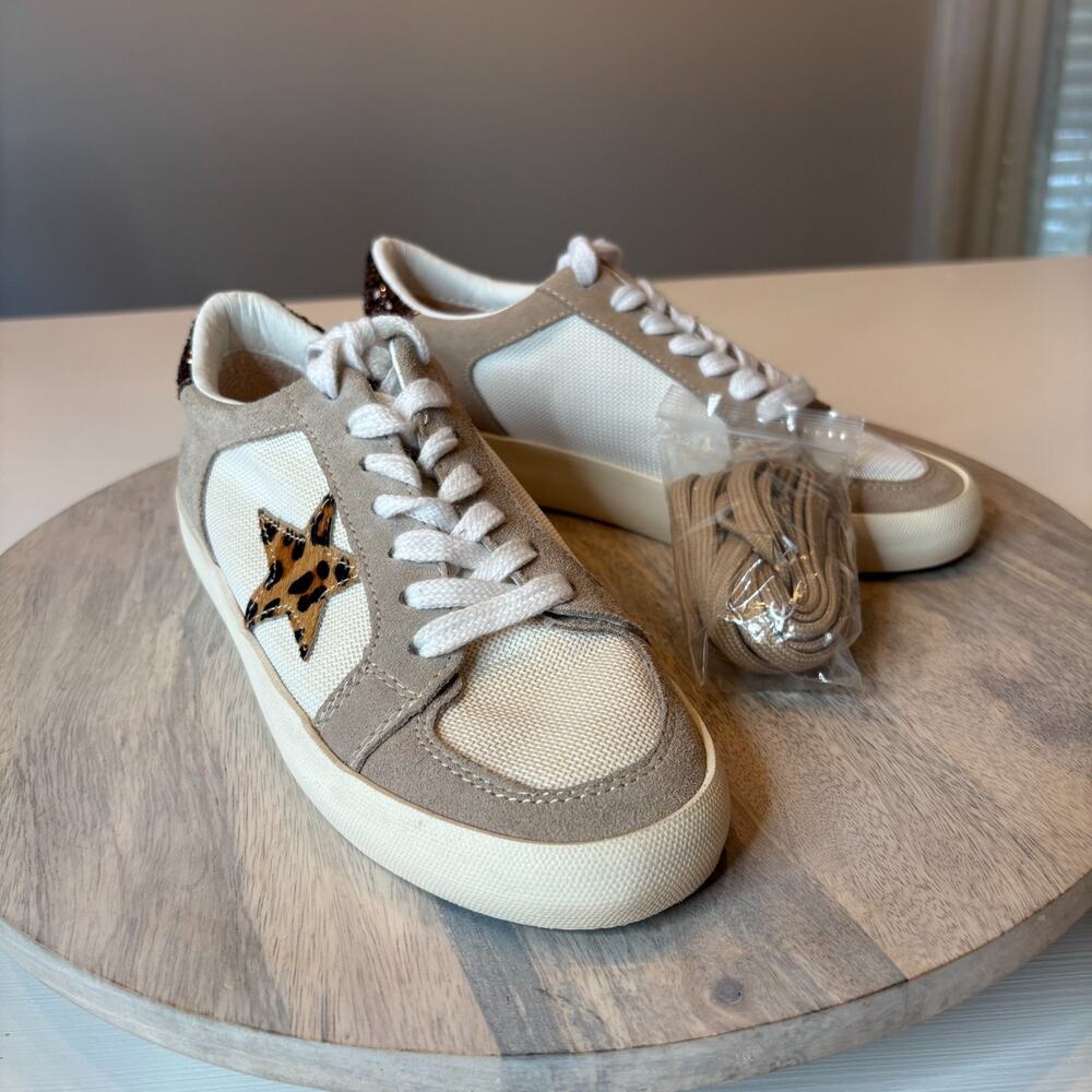 NEW Vintage Havana Leopard Star Sneakers Women's US 6 Beige White Casual Shoes